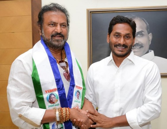 Mohan Babu and YS Jagan Mohan Reddy Mohan Babu and YS Jagan Mohan Reddy