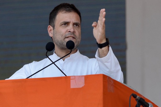 Congress president Rahul Gandhi addressing a rally in Telangana. 甘地甘地