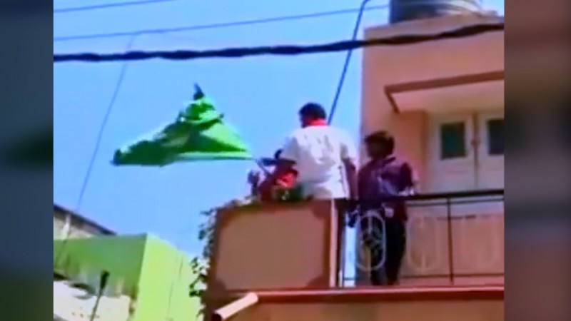BJP workers target a woman for Islamic flag in Bommanahalli, Bengaluru