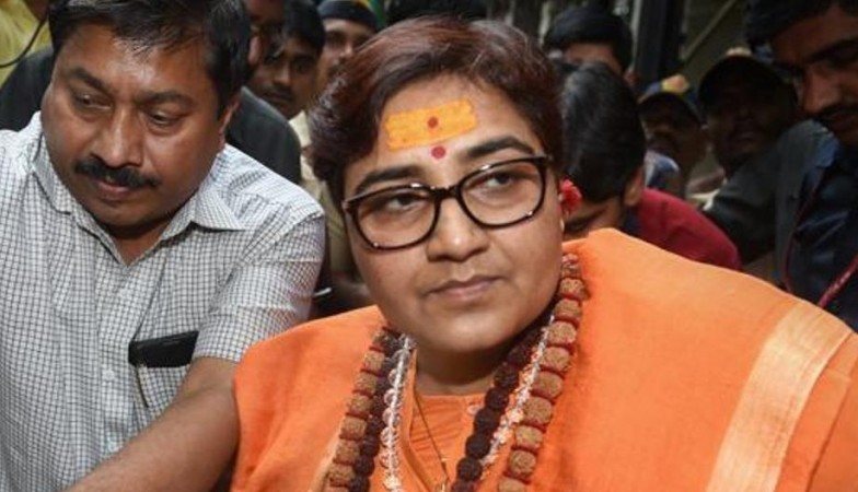 Sadhvi Pragya Singh Thakur 萨普恩·普拉达·海纳齐尔
