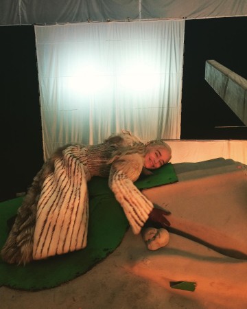 Emilia Clarke as Daenerys Targaryen Emilia Clarke as Daenerys Targaryen