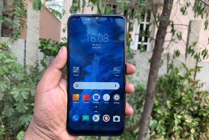 Realme 3 sports 6.2-inch HD screen Realme 3, review, price, launch, India