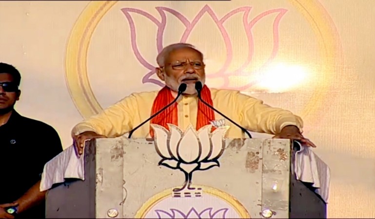 Mathurapur: Prime Minister Narendra Modi addresses a public rally in West Bengal's Mathurapur on May 16, 2019. Prime Minister Narendra Modi
