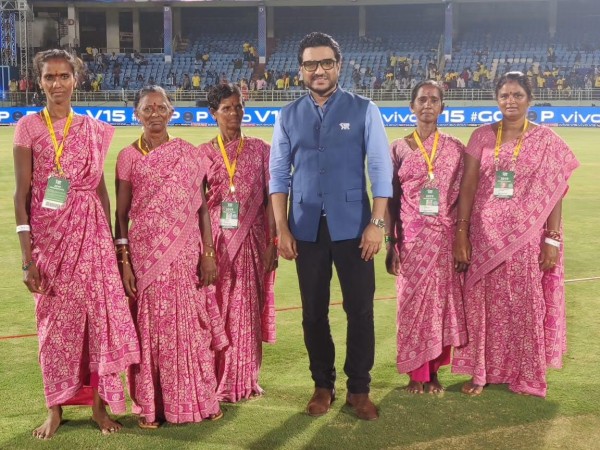 Sanjay Manjerekar is a veteran commentator. Sanjay Manjrekar