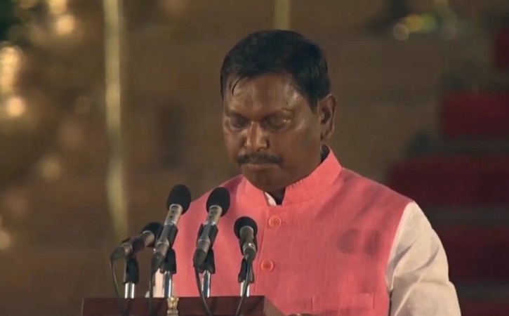 Arjun Munda takes oath as Union Minister at a swearing-in ceremony at Rashtrapati Bhavan in New Delhi on May 30, 2019. Arjun Munda