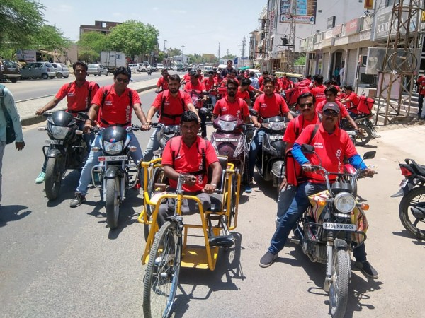 While Zomato's new parental leave policy offers better work-life balance to the staff, the poor plight of the field staff remains the same. Zomato announces better parental leave benefits to all staff including men, non-birth parents and LGBTs