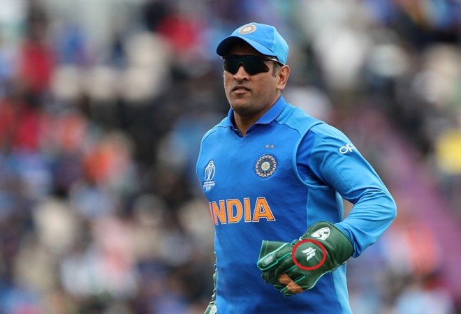 MS Dhoni MS Dhoni Balidaan badge