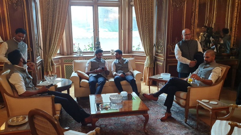 Indian cricket team visit to High Commissioner's office
