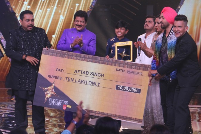 Aftab Singh wins COLORS' Rising Star 3 and a cash prize of Rs 10 lakh. Aftab Singh wins COLORS' Rising Star 3 and cash prize of Rs 10 lakh