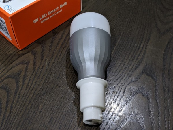 Mi LED Smart Bulb review Mi LED Smart Bulb review