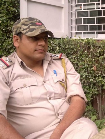 Arshad Ahmad Khan, the Station House Officer who gave his life to save the CRPF men from the militant attack Arshad Khan