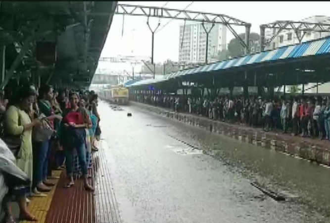 The IMD has predicted intermittent rains in the next 48 hours in the city. Mumbai rains