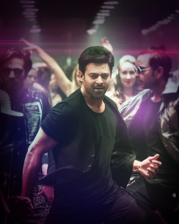Prabhas' dashing looks from Psycho Saiyaan Prabhas in Saaho