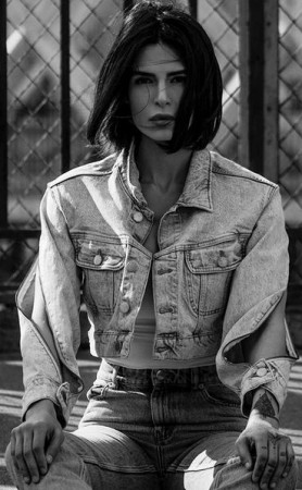 Negzzia Iranian model