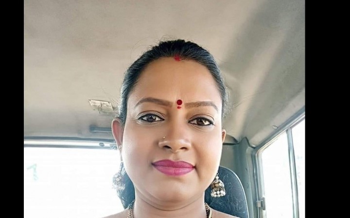 Actress Shobha of Magalu Janaki fame died in a road accident. TV Actress Shobha Dies