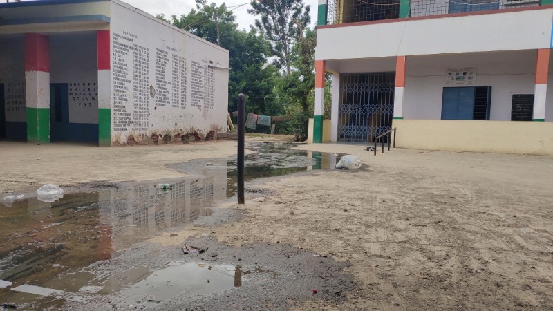 Sewage flowing from the toilet at government higher primary school in Medahalli Sewage flowing from the toilet at government higher primary school in Medahalli