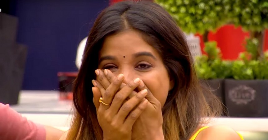 Sakshi Agarwal out of Bigg Boss Tamil 3. Bigg Boss Tamil