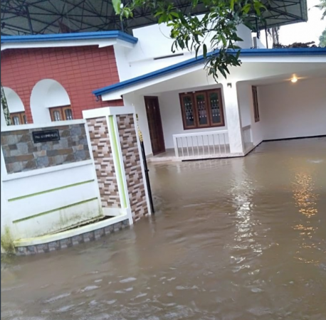 Kerala rains Live updates: Kochi airport flooded, Indian 