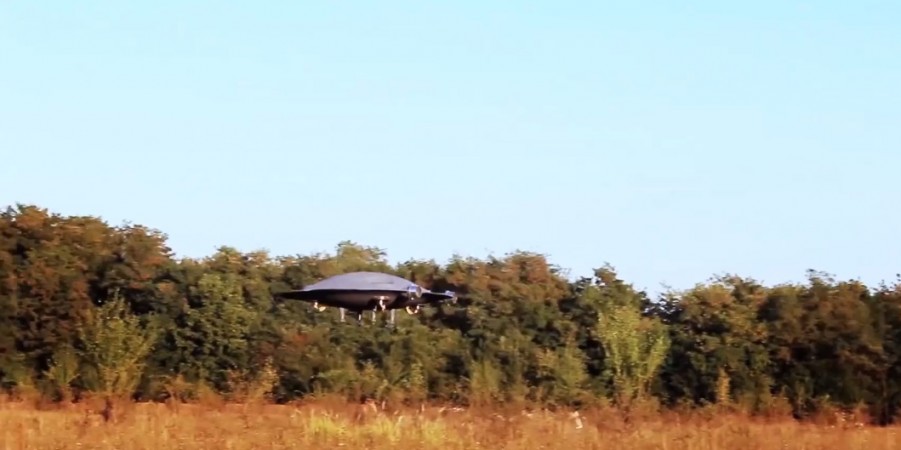 Flying saucer