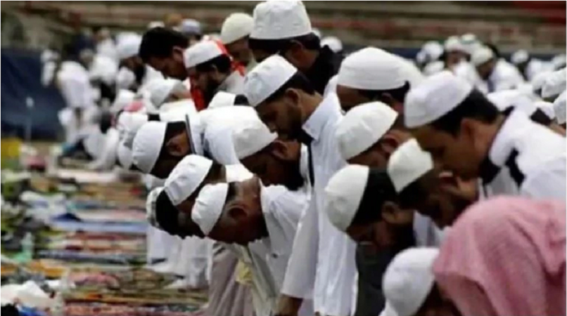 People thronged the market places in the Kashmir Valley during the relaxation provided for purchases before Eid-al-Adha also known as Bakr Eid. kashmir eid celebrations