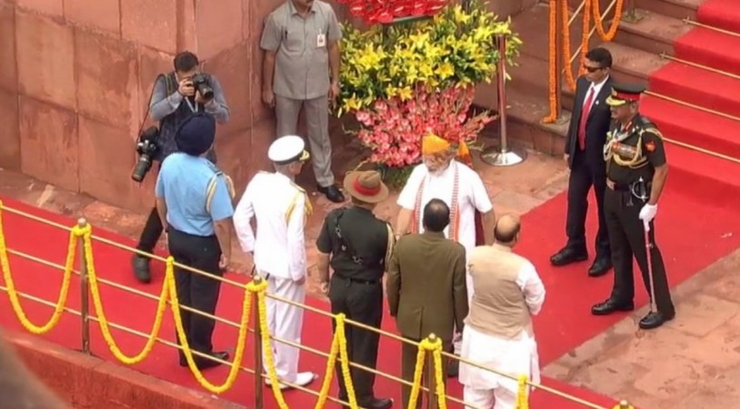 Prime Minister Narendra Modi meeting Army Chief General Bipin Rawat, Navy Chief Admiral Karambir Singh and Air Chief Marshal BS Dhanoa at Red Fort in Delhi. The newly created post of Chief of Defence Staff is expected to make the defence forces a cohesive fighting unit. Prime Minister Narendra Modi meeting Army Chief General Bipin Rawat, Navy Chief Admiral Karambir Singh and Air Chief Marshal BS Dhanoa at Red Fort in Delhi.
