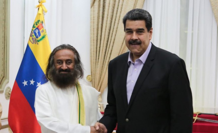 Gurudev Sri Sri Ravi Shankar, Founder of The Art of Living, was received by a delegation led by President Nicolás Maduro Sri Sri Ravi Shankar