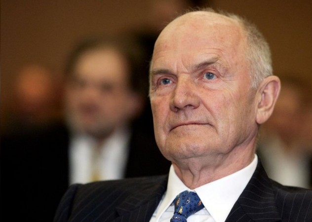 Ferdinand Piech, chairman of the supervisory board of German car manufacturer Volkswagen AG, waits for the start of a trial at the district court in Brunswick (Braunschweig) January 9, 2008. Ferdinand Piech Volkwagen