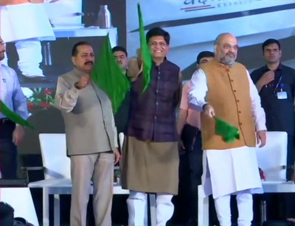 Union Home Minister Amit Shah flagged off the Vande Bharat Express from New Delhi. amit shah Vande Bharat Express