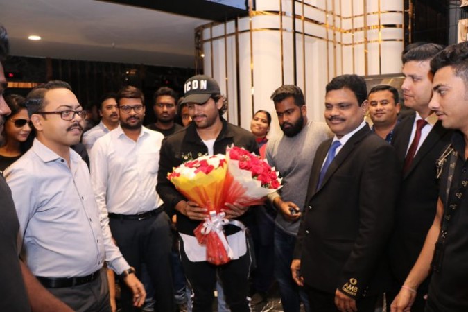 Allu Arjun at Sye Raa Narasimha Reddy screening Allu Arjun at Sye Raa Narasimha Reddy screening