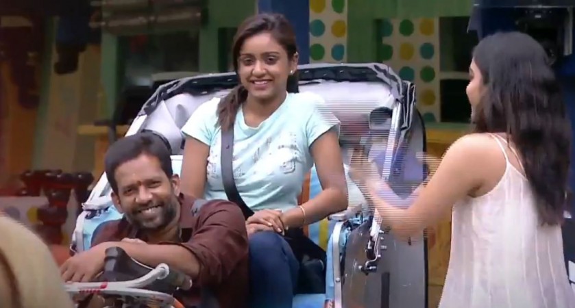 Baba Bhaskar and Vithika Sheru during Battle of the Medallion task in Bigg Boss Telugu 3 Baba Bhaskar and Vithika Sheru during Battle of the Medallion task in Bigg Boss Telugu 3
