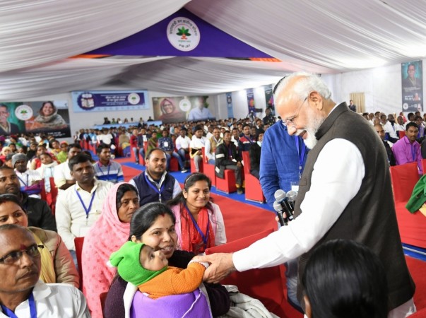 Prime Minister Narendra Modi interacts with the beneficiaries of Pradhan Mantri Jan Arogya Yojana - Ayushman Bharat, in Ranchi on Feb 17, 2019. Ayushman Bharat