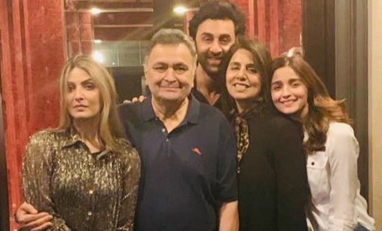 Riddhima Kapoor, Rishi Kapoor, Ranbir Kapoor, Neetu Kapoor, Alia Bhatt Riddhima Kapoor, Rishi Kapoor, Ranbir Kapoor, Neetu Kapoor, Alia Bhatt