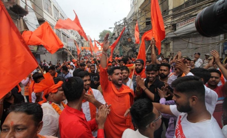 Vishwa Hindu Parishad activists. Vishwa Hindu Parishad activists. (Photo: IANS)