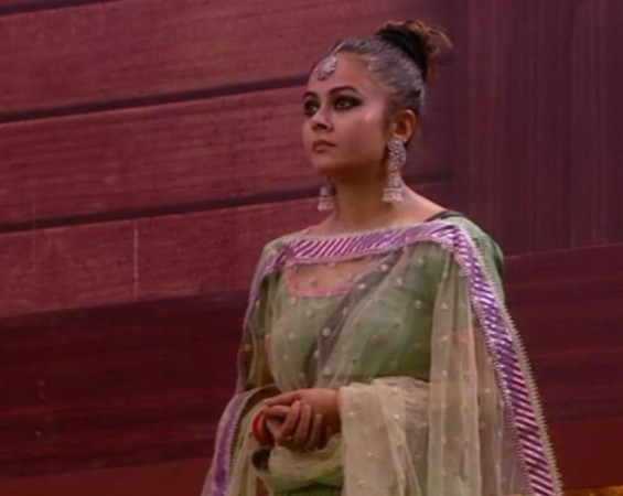 First queen of Bigg Boss 13 house Devoleena Bhattacharjee Bigg Boss 13 first queen of house Devoleena Bhattacharjee