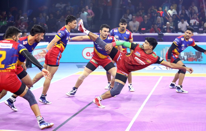 Pawan in action against UP Yoddha in the first eliminator Pawan Sehrawat
