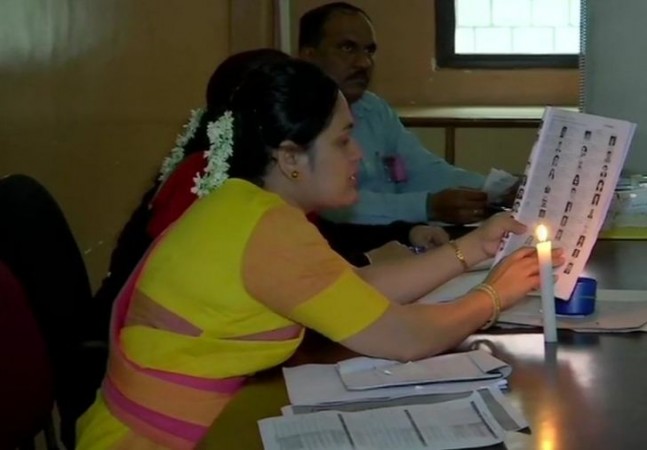 Pune polling booth