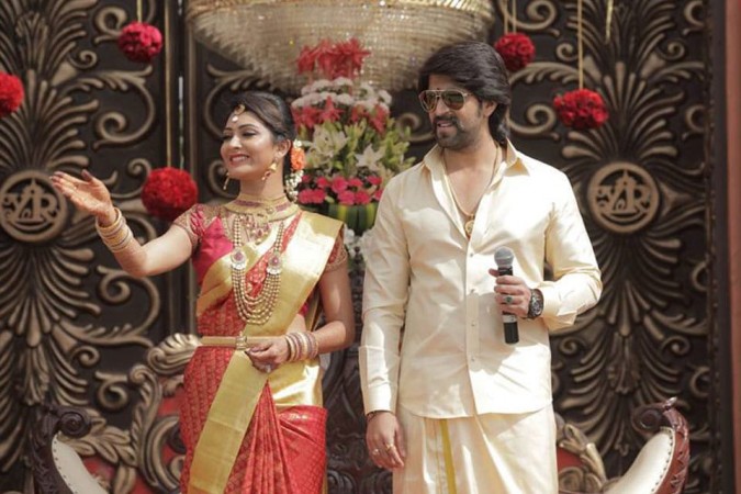 Yash and his wife Radhika Pandit Yash and his wife Radhika Pandit
