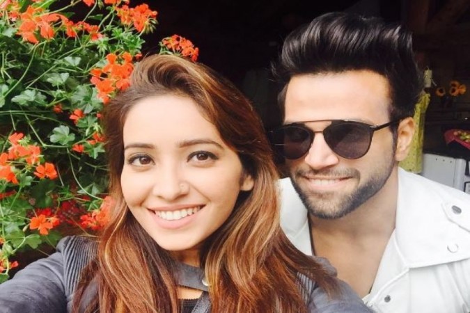 Asha Negi and Rithvik Dhanjani Asha Negi and Rithvik Dhanjani