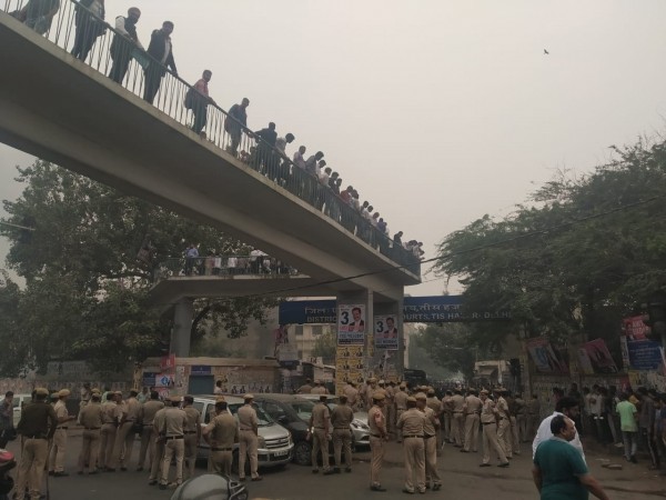 Tis Hazari