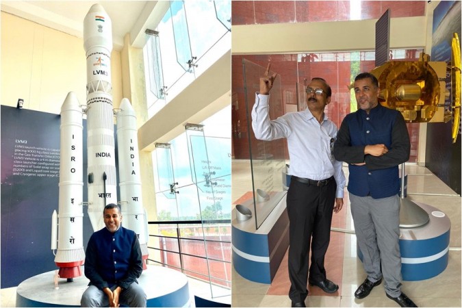 Chetan Bhagat at the ISRO event World Space Week Chetan Bhagat at ISRO event World Space Week