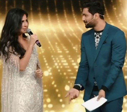 Katrina Kaif, Vicky Kaushal at Star Screen Awards 2018 Katrina Kaif, Vicky Kaushal