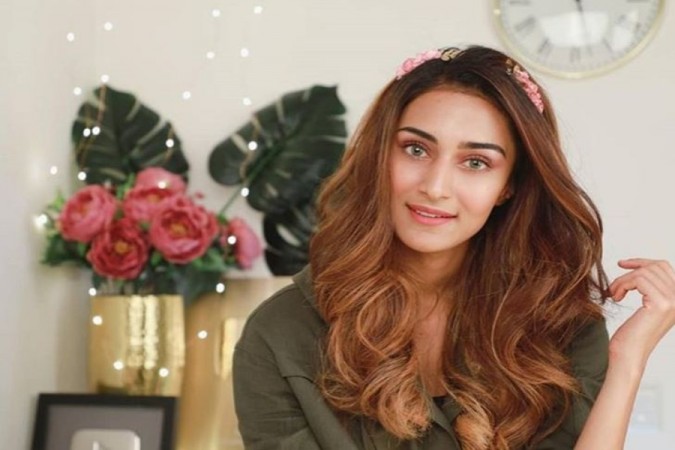 Erica Fernandes aka Prerna of Kasautii Zindagii Kay 2 Erica Fernandes aka Prerna of Kasautii Zindagii Kay 2