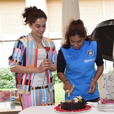 Taapsee and Mithali mithali raj taapsee pannu