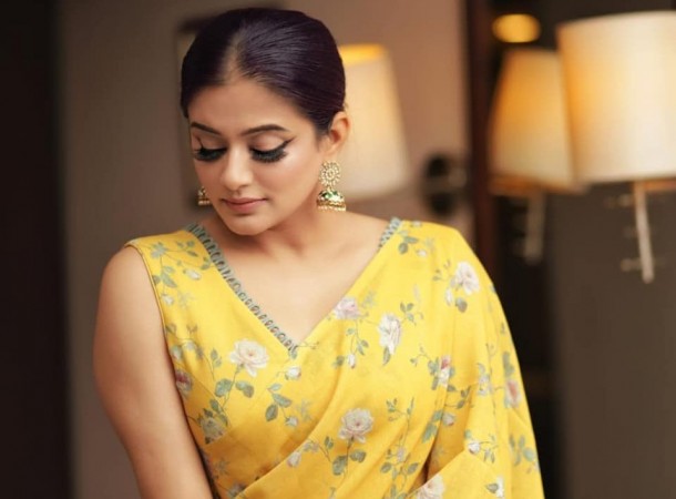 Priyamani Priyamani
