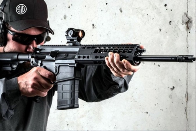 SiG Sauer 716 G2 in action 3772号