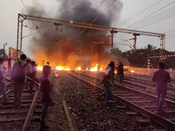 Protestors also blockaded the track, disrupting train movement between Lalgola and Krishnanagar. Bengal protest CAB
