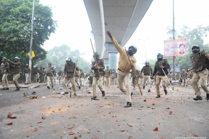 Several media personnel were also injured in the students-police face-off. jamia protest