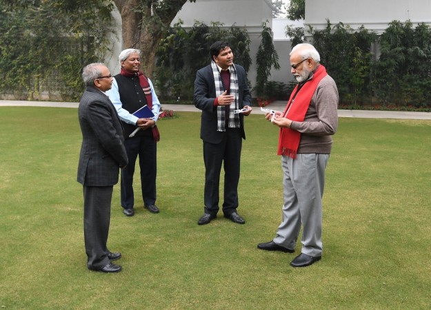 PM Narendra Modi interacting with experts. modi interacts