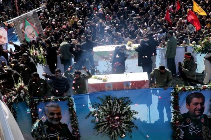 Iranian people attend Qassem Soleimani's funeral. Qassem Soleimani funeral