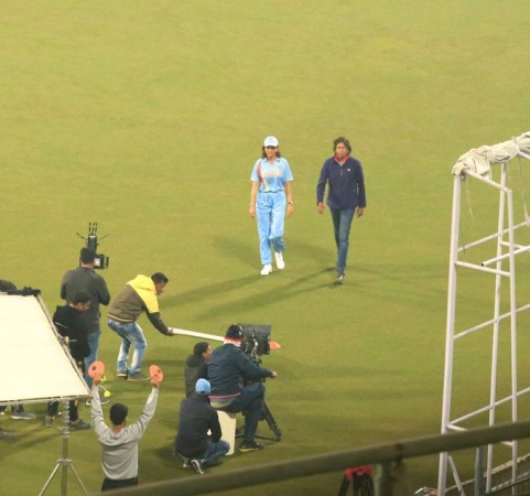 Anushka Sharma and Jhulan Goswami during the shoot Jhulan Goswami Anushka Sharma